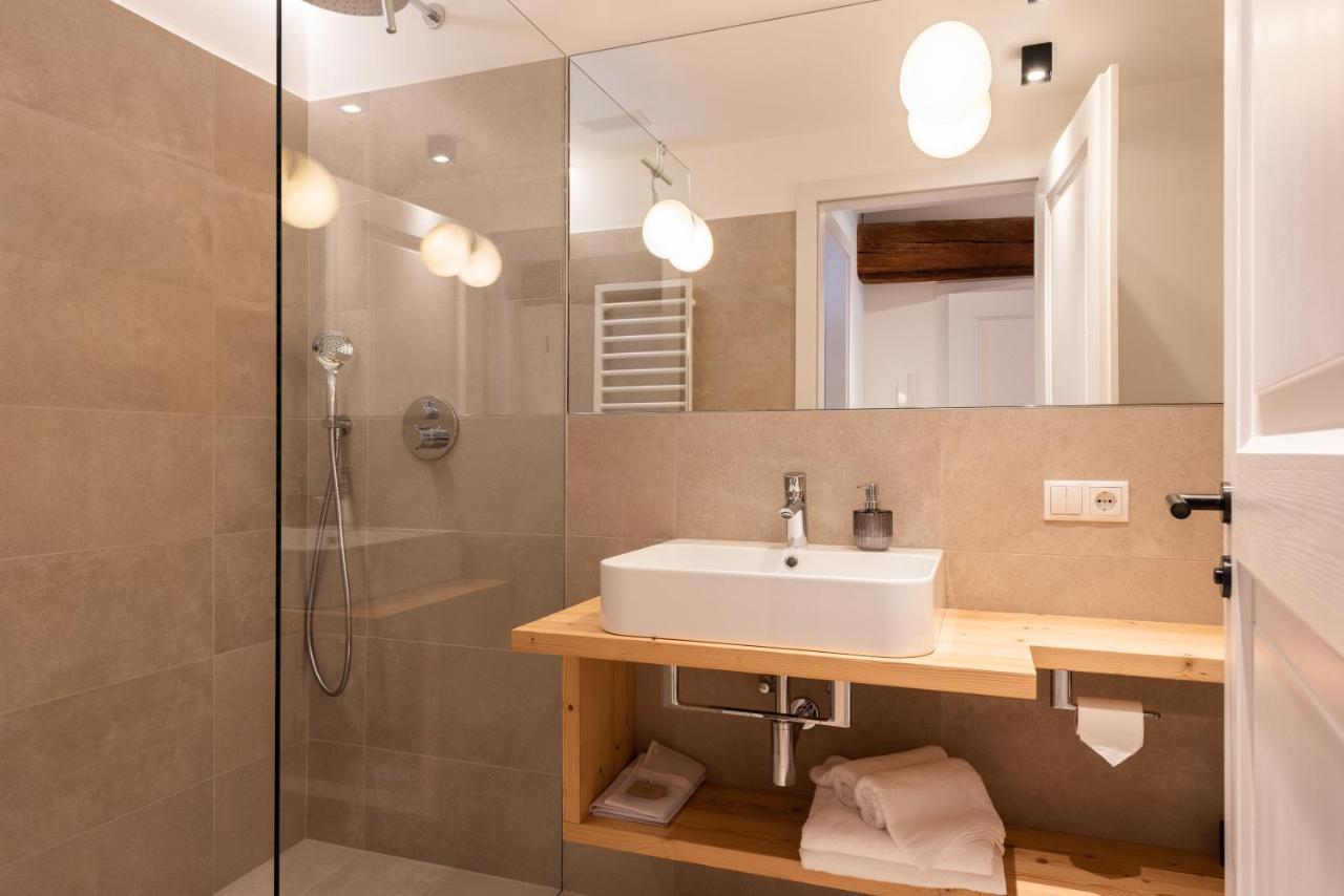 Weingut Schmid Oberrautner Apartment Suites Bolzano Bagian luar foto