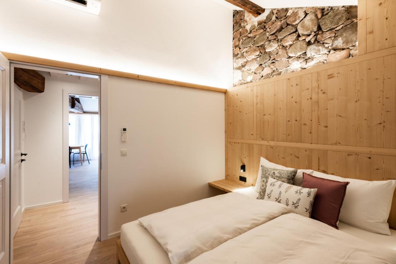 Weingut Schmid Oberrautner Apartment Suites Bolzano Bagian luar foto